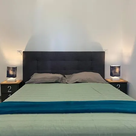 T2 Querciu Vue Avec Piscine. Apartament